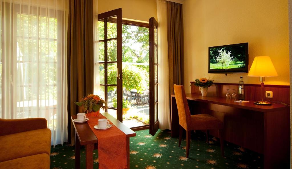 Hotel Restaurant Sonnenhof Weyerbusch Habitación foto
